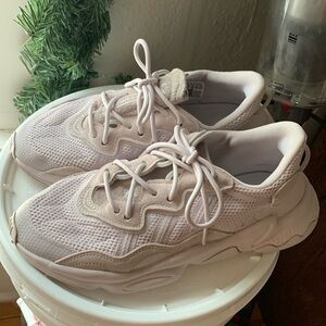 OZWEEGO ADIDAS